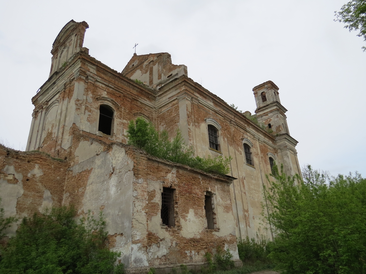 Фото: Костел Св. Антонія в Великих Межирічах (wikimedia.org)