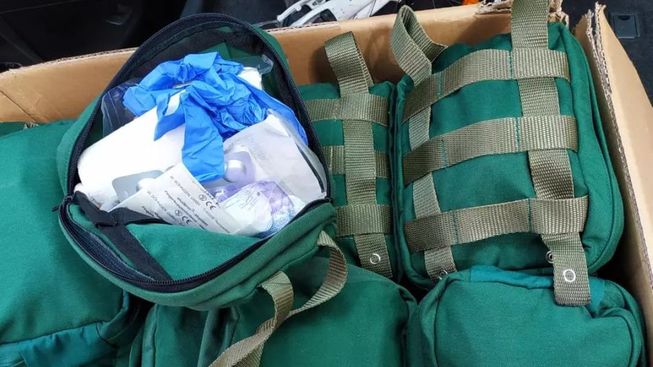На схід військовим відправили кілька сотень аптечок